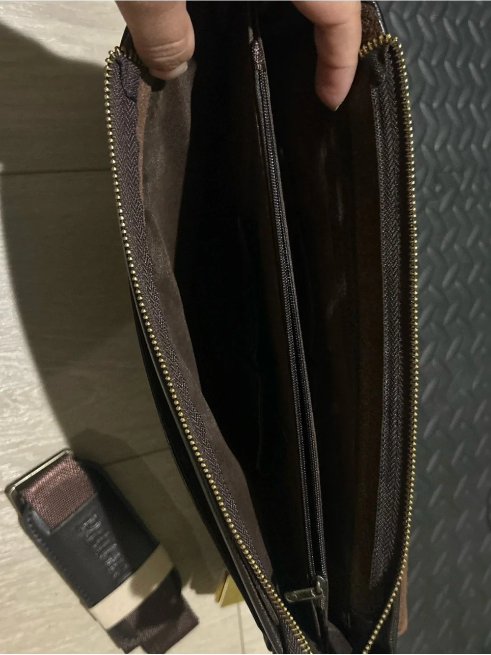 Peigrid comfortable business flap